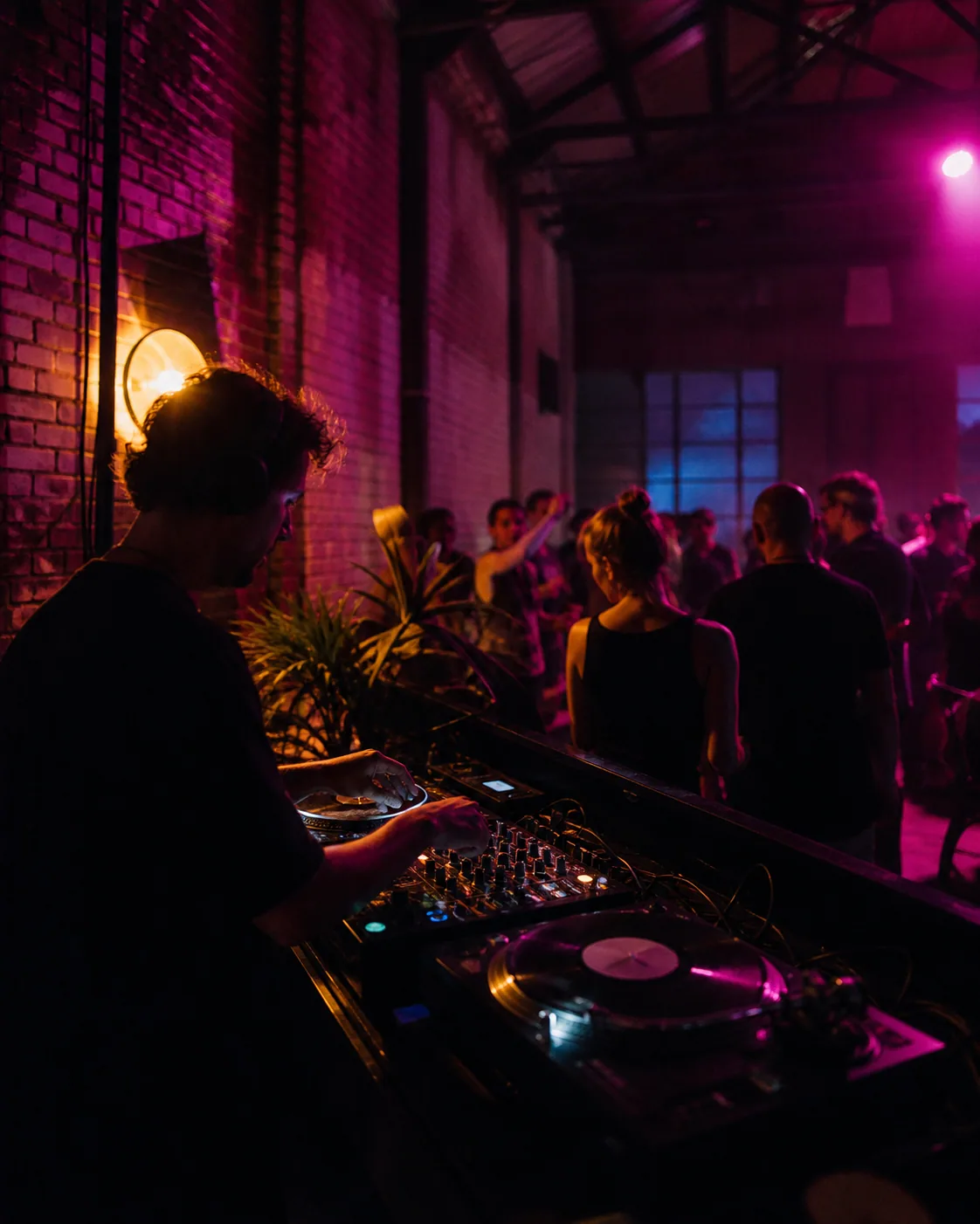 Late dj-set in de Spoorzone